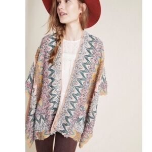 Akemi-Kin From Anthrpologie Multicolor Zigzag Pattern Throw Over Sweater OS